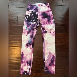 Lululemon leggings size 4